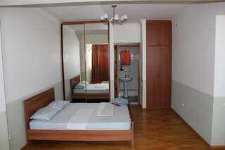 Апартаменты Apartment with Top downtown view Баку Двухуровневые апартаменты-10